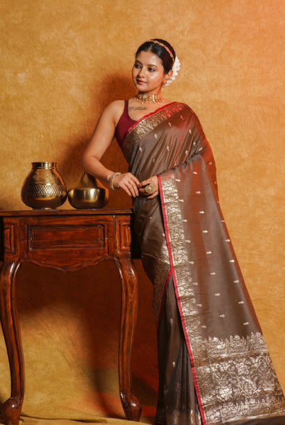 Lightweight crushed Banarasi silk