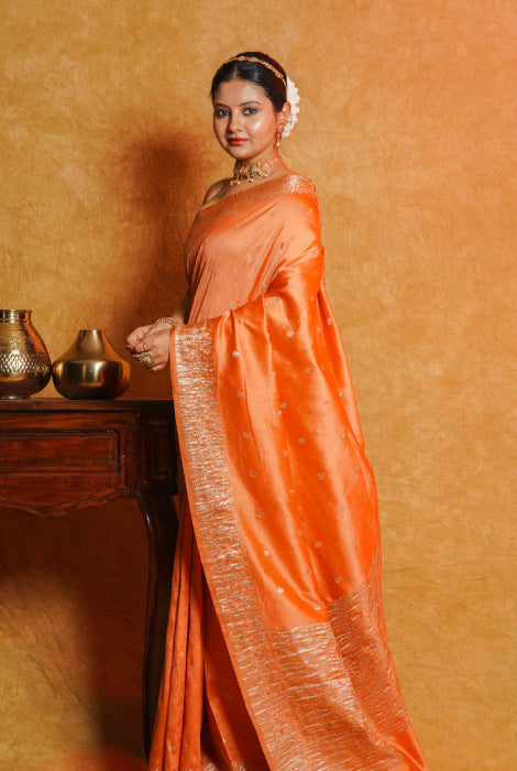 Lightweight crushed Banarasi silk