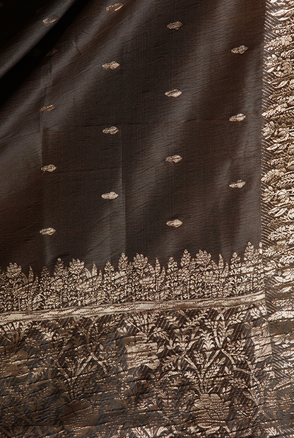 Lightweight crushed Banarasi silk