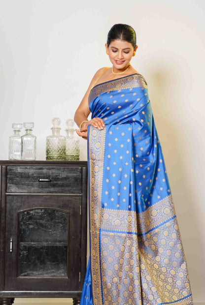 Banarasi light weight thread  work saree