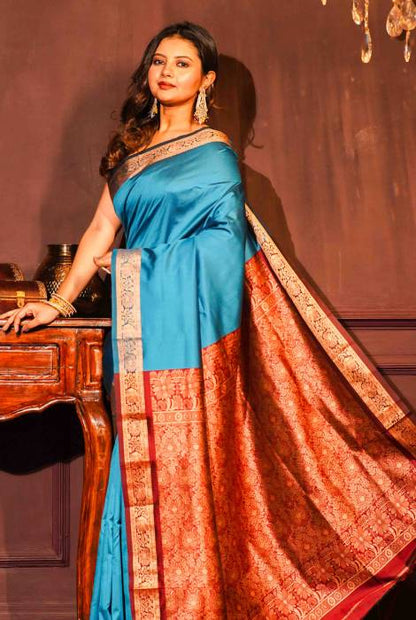 Banarasi light weight thread work saree