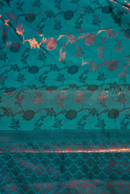 Lightweight Banarasi jangla work saree