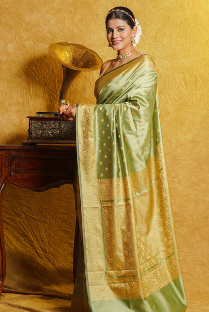 Lightweight Banarasi silk